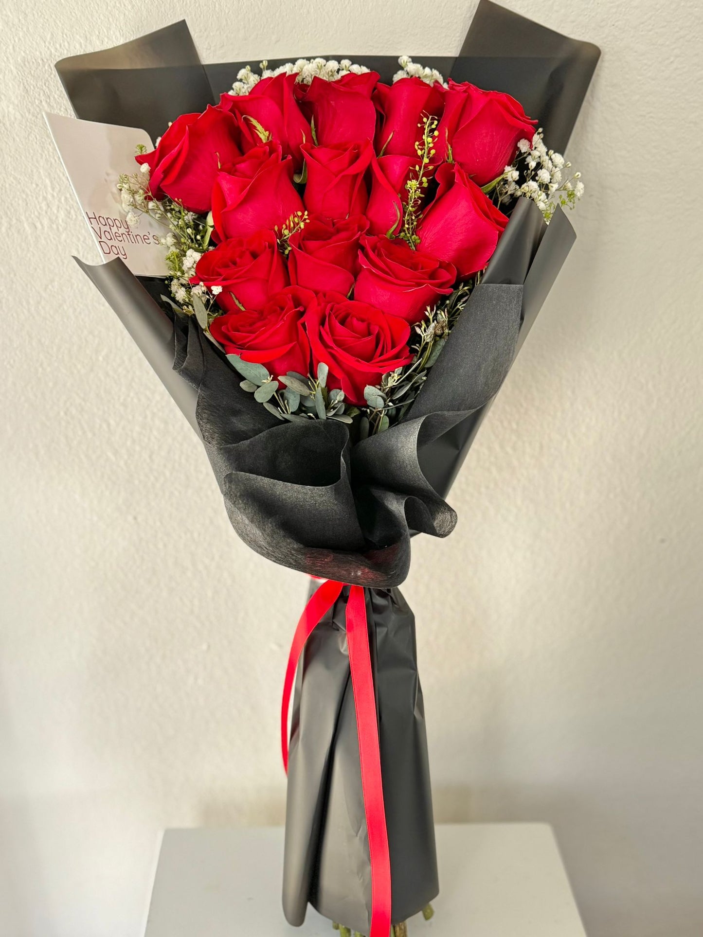 14 Red Roses Black or Carft Wrapping VD