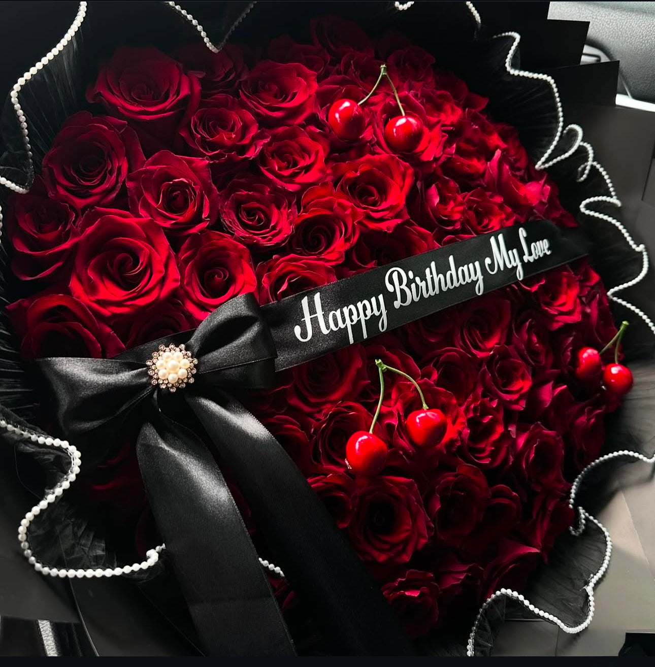 50 Red Roses Bouquet Cherry  | Ramo Buchon Rosas
