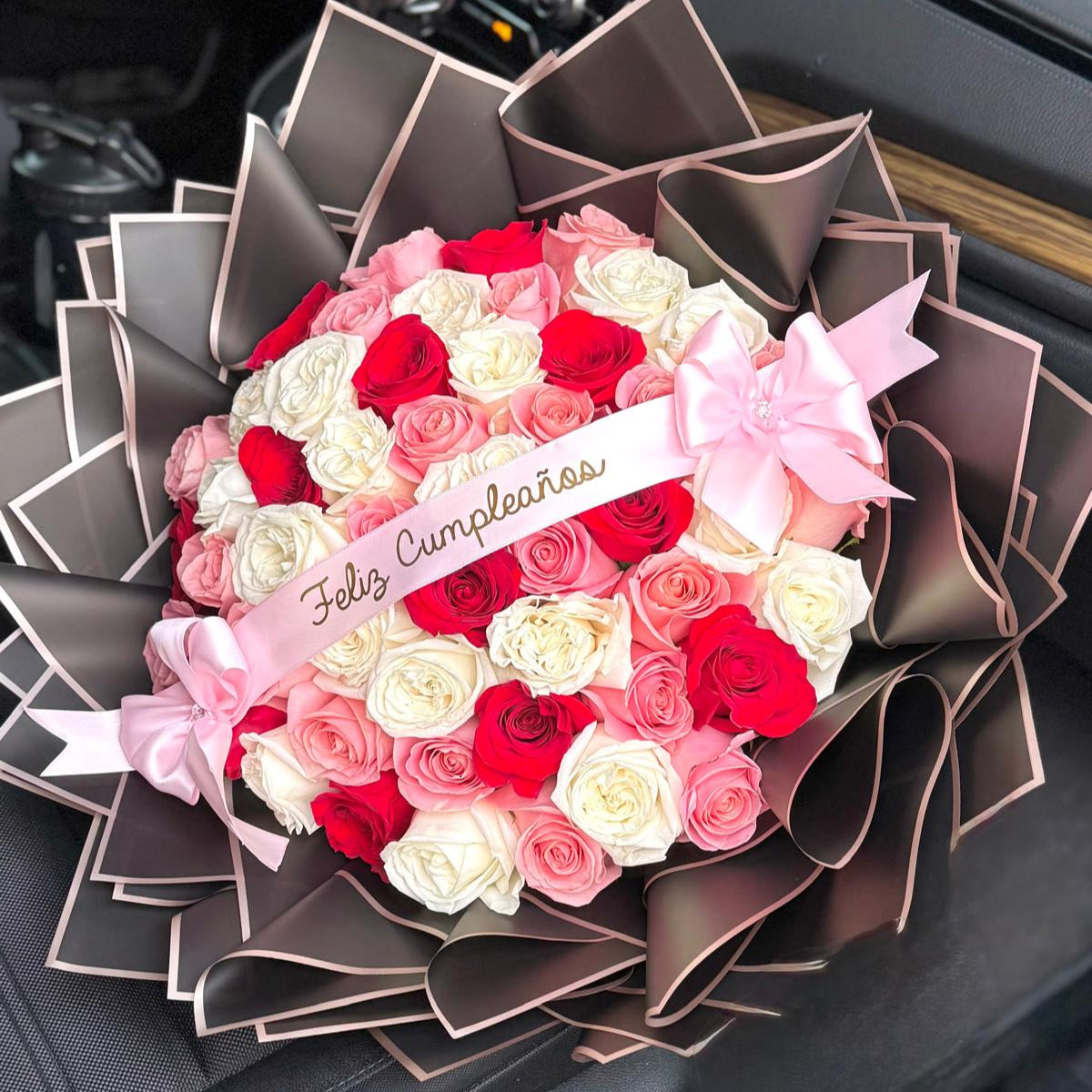 50 Red Pink White Roses