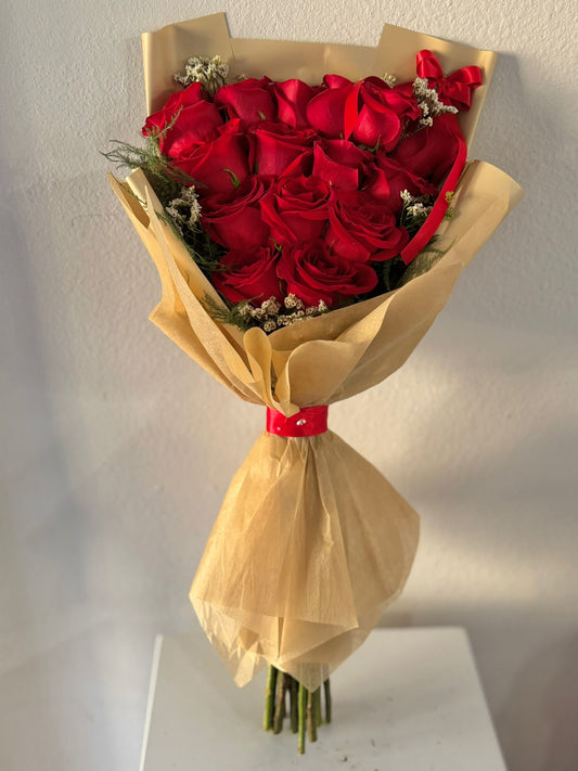 14 Red Roses Black or Carft Wrapping VD