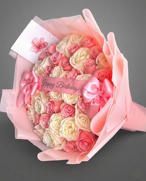Frisco North Dallas Florist | 40 White and Light Pink Roses – Gliv Frisco North Dallas Florist | 40 White and Light Pink Roses – Gliv